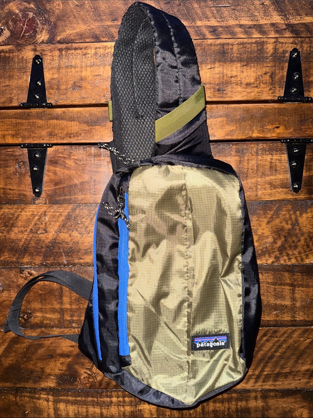 Patagonia Ultralight Blackhole Sling 8L